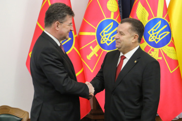 Новий глава ОБСЄ прибув в Україну і зустрівся з Полтораком
