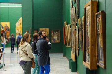 Київські музеї запрошують зробити селфі з їхніми експонатами