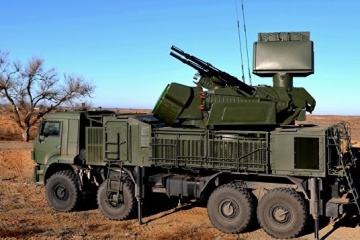占领军在克里米亚演习中使用Pantsir-S防空系统