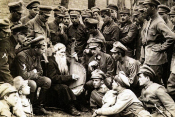 历史上的今天:1919年1月16日,乌克兰人民共和国执政内阁向布尔什维克俄罗斯宣战。