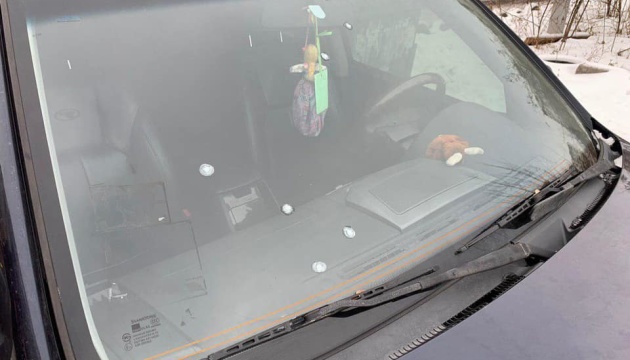 フリツェンコ大統領選候補者本部従業員の車両に銃撃