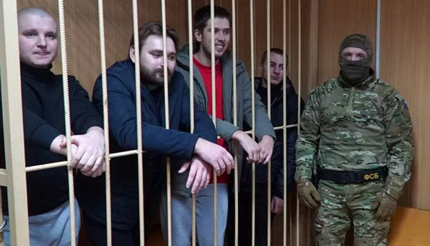 露モスクワ市裁判所、ウクライナ海軍軍人残りの４名の逮捕期間も延長