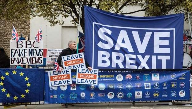 Brexit: Брюссель наполягає, аби Лондон платив компенсацію навіть без угоди