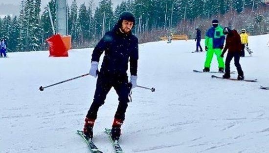 Ломаченко перед підготовкою до бою відпочиває у Карпатах Ломаченко перед підготовкою до бою відпочиває у Карпатах