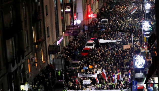 У Сербії знову протестували проти політики президента