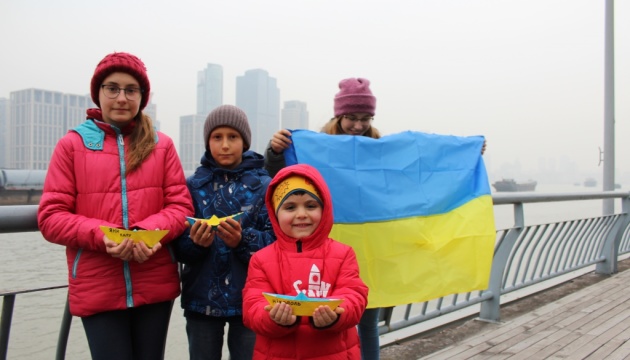 Українська громада Шанхая підтримала полонених українських моряків у РФ