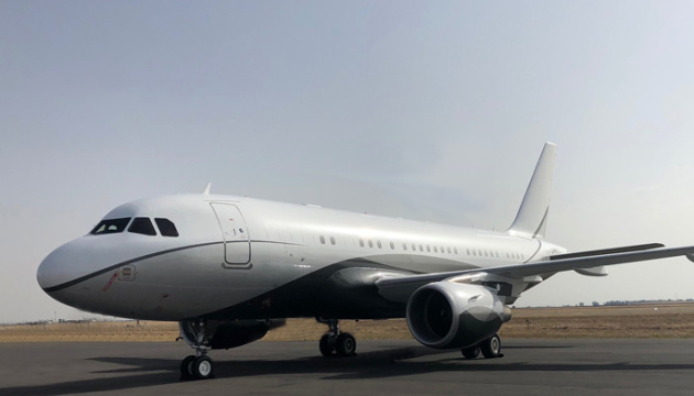 Літак Москва-Кишинів вимушено сів в Одесі