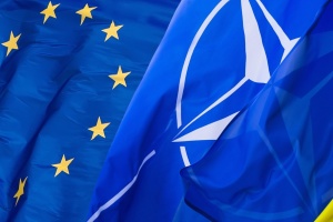 ウクライナ国民の７５％　ＥＵ・ＮＡＴＯへの加盟を支持 