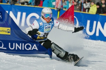 Annamari Dancha gana la primera en la historia de Ucrania medalla en el Campeonato Mundial de Snowboard