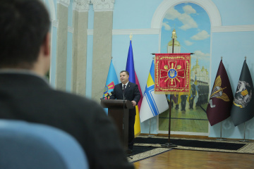 Ми зможемо не лише протистояти в інформаційній війні, а й виграти її — Полторак