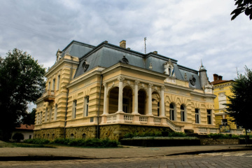 Учасників форуму гідів відправлять на віллу президента Дрогобича