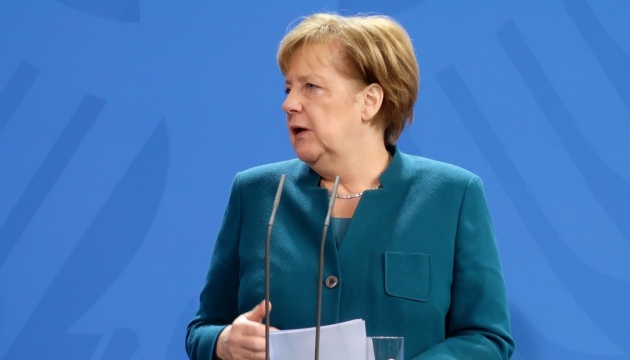 Меркель снова стало плохо на официальном мероприятии