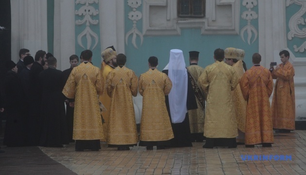 Епіфаній перед інтронізацією провів богослужіння на могилі патріарха Володимира