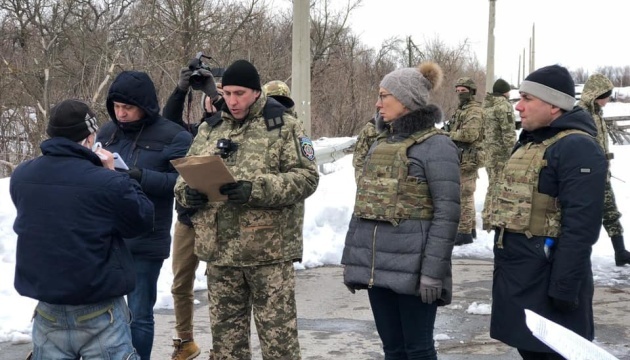 Liudmila Denisova: 33 prisonniers ont été transférés du territoire occupé du Donbass