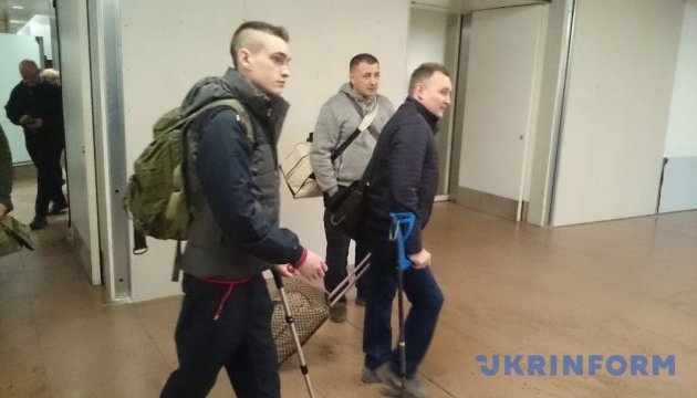 Six militaires ukrainiens blessés seront soignés dans un hôpital belge