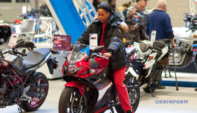 Мототренди в США: електромотоцикли для жінок-байкерок