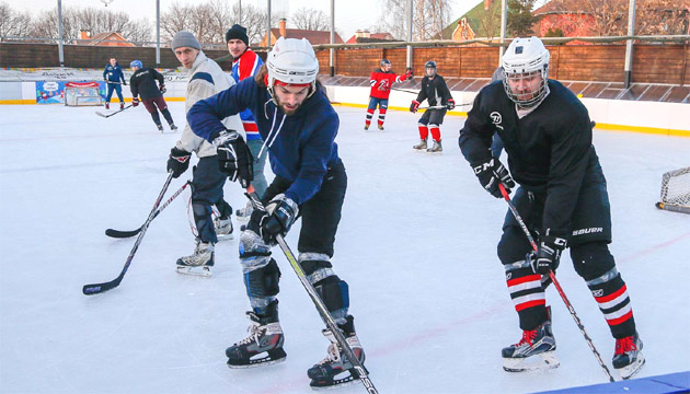 УХЛ провела в Києві перше відкрите тренування для хокеїстів-аматорів