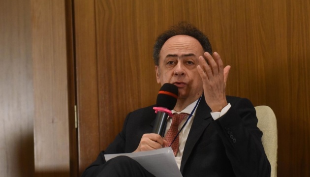 Mingarelli califica a Ucrania como un campo de batalla en la guerra de información