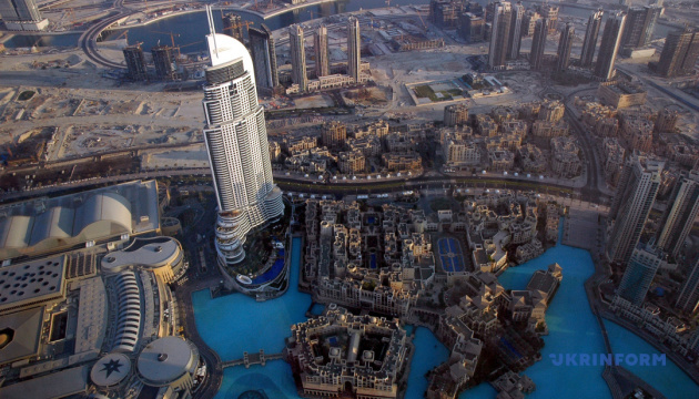 Селфі з найвищої будівлі світу можна зробити, не виходячи з аеропорту
