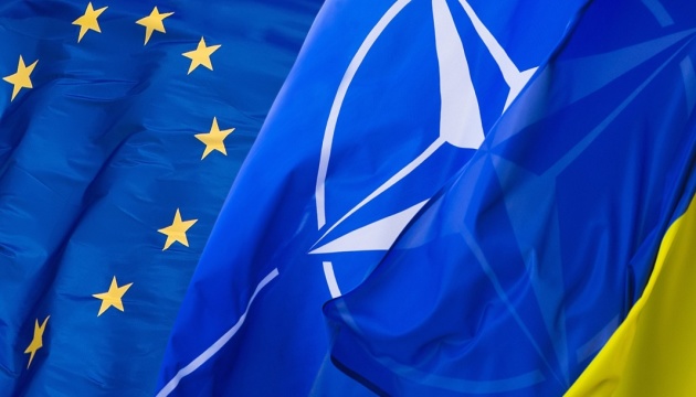 ウクライナ国民、ＥＵ加盟支持８７％　ＮＡＴＯ加盟支持８６％