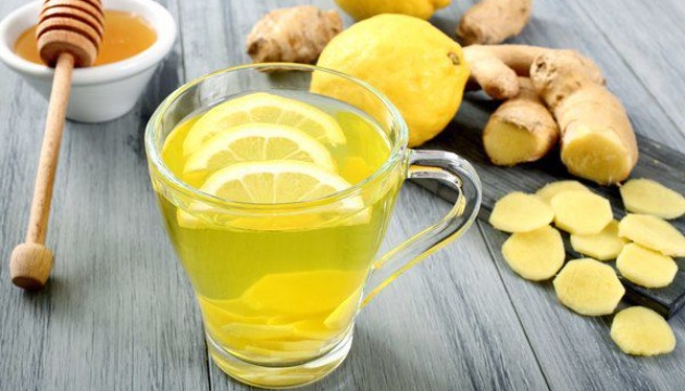 Супрун спростувала міф про користь вітаміну С і лимону при застуді