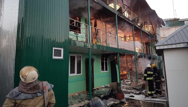 Масштабна пожежа в Затоці: згоріли дві бази відпочинку