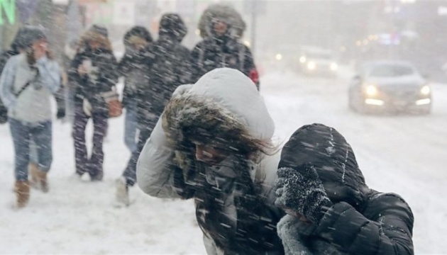 На вихідні в Україні погіршиться погода - сніг і вітер до 40 метрів на секунду