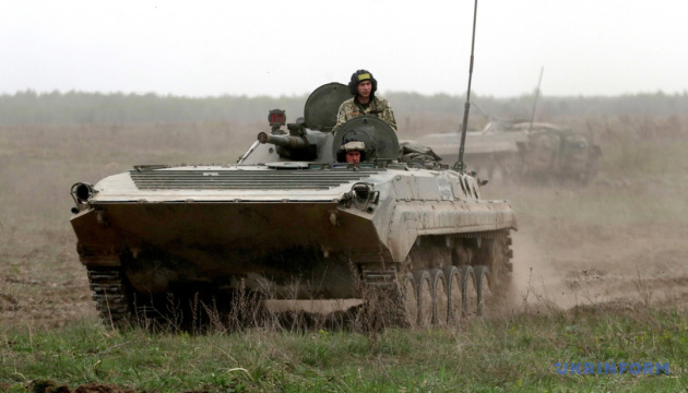 Nieprzyjaciel trzy razy ostrzelał pozycje Sił Zbrojnych Ukrainy, strat nie odnotowano