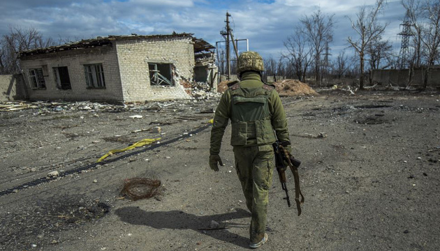 Russian-led forces violate ceasefire in Donbas seven times. One soldier killed