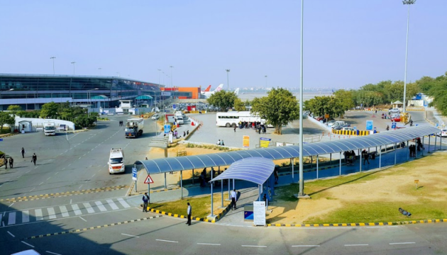 В аеропорту Делі через скасування низки рейсів застрягли українці