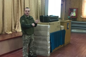Допомога військовим від волонтерів і компаній актуальна тут і сьогодні