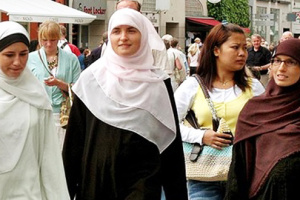 В Ірані арештували організаторів марафону, які дозволили бігти жінкам без хіджабів