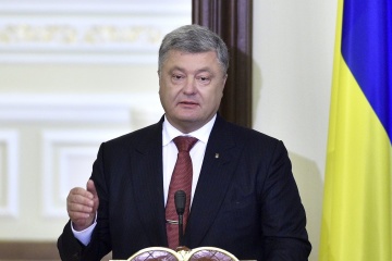 Poroshenko thanks US, EU and Canada for imposition of sanctions on Russia