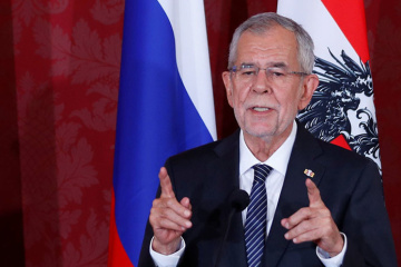 Президент Австрії на зустрічі з Лавровим закликав звільнити Сенцова