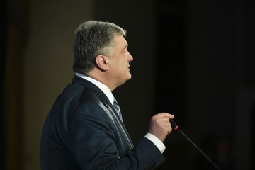 Порошенко: Сьогодні очікуємо дату наступного саміту Україна—ЄС