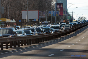 Sales of new commercial vehicles in Ukraine up 11% in Oct 2021