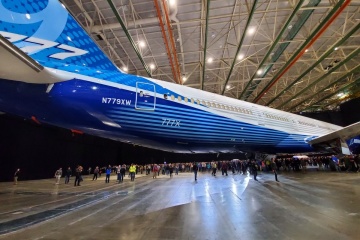 Boeing представил самый длинный пассажирский самолет в мире