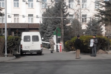 В Крыму прошли одиночные пикеты против произвола российских