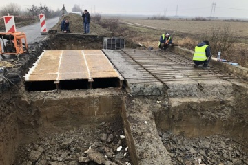На Закарпатті почали ремонт мостів на міжнародних трасах