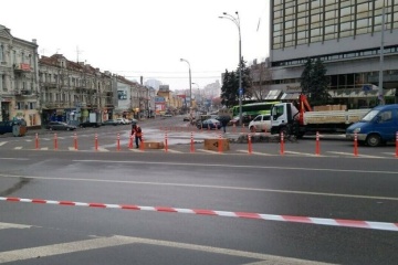 В столице установили более 6000 антипарковочных столбиков - КГГА