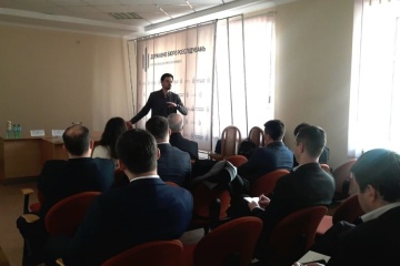 Золотухін розповів працівникам ДБР про стратегічні комунікації