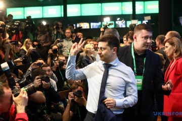 Зеленский сказал, поддерживает ли амнистию боевиков “Л/ДНР”