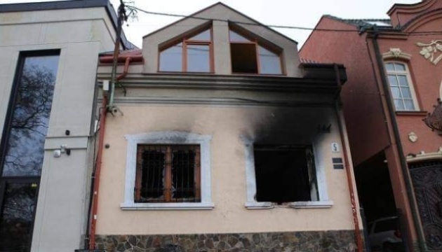 Підпал угорського центру в Ужгороді: трьом полякам загрожує 10-12 років в'язниці