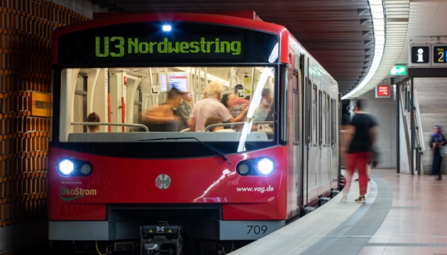 Як працює громадський транспорт у Німеччині
