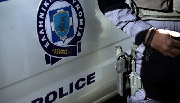 На півночі Греції затримали вантажівку з 13 нелегалами