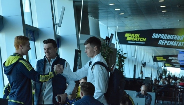Юнацька команда України з футболу U20 вирушила на збір до Іспанії