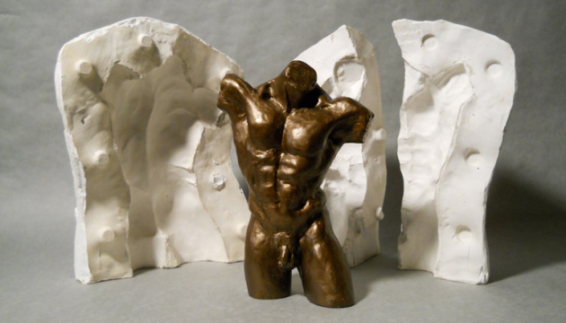В Ер-Ріяді стартував перший Міжнародний скульптурний симпозіум