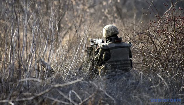 Donbass: les mercenaires lancent 90 obus, un militaire est tué