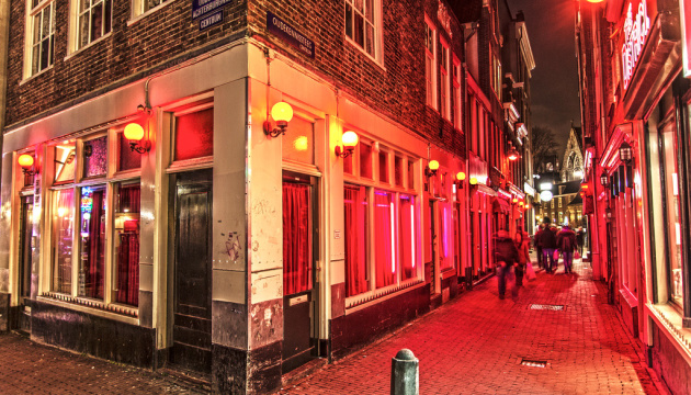 В Амстердамі заборонять екскурсії кварталом червоних ліхтарів