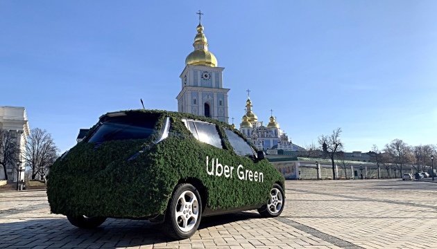 Uber запустив на вулиці Києва 200 електрокарів